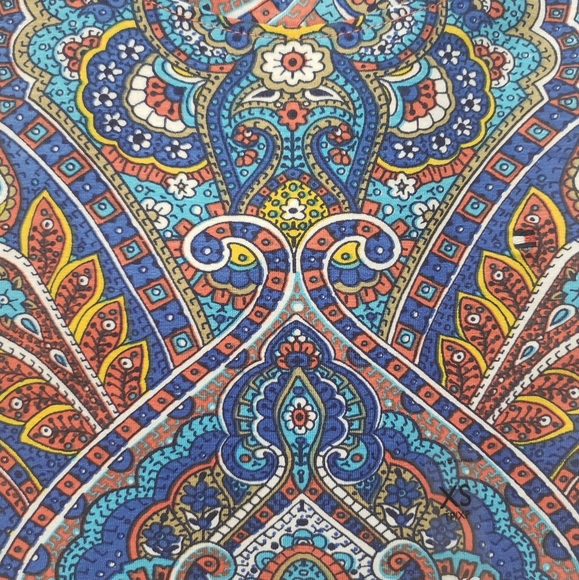 Paisley Tommy Hilfiger Top. - Picture 3 of 4